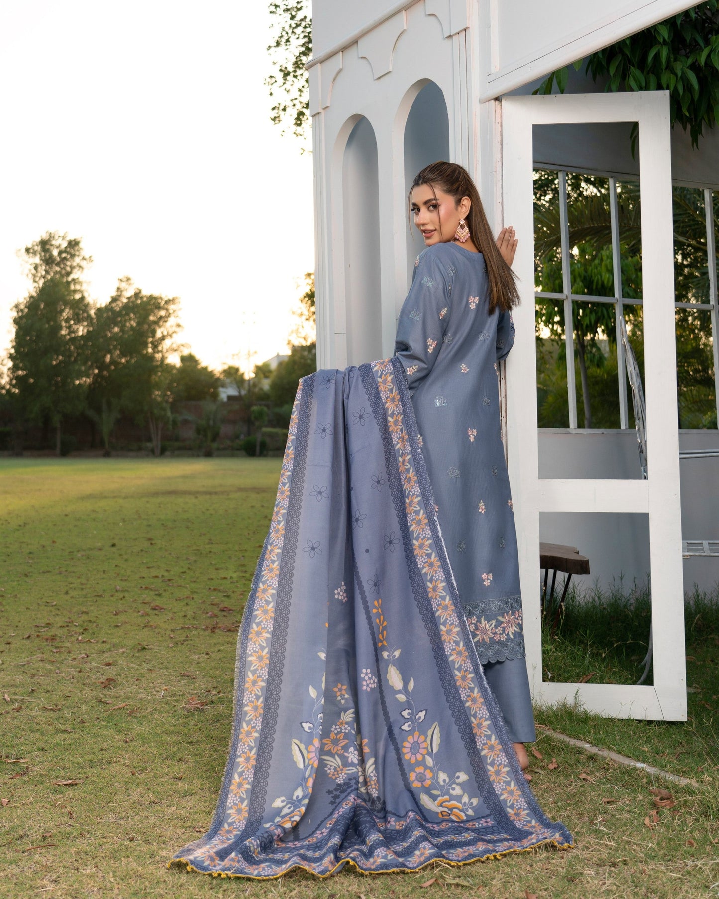 Pakistani Designer Grey Lawn Suit Online in KSA Riyadh Saudi Arabia Oman Bahrain Qatar