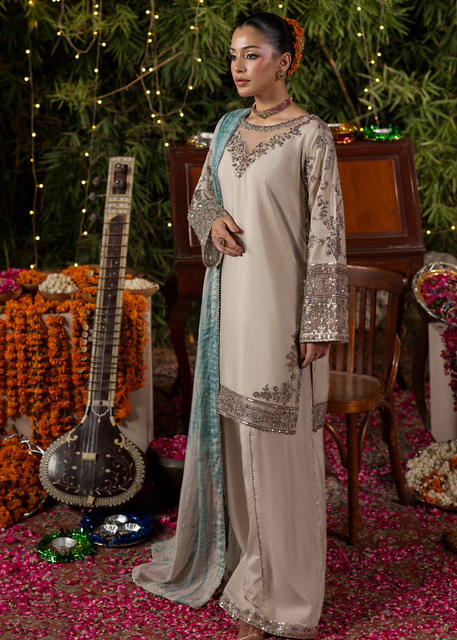 Pakistani Designer Grey Silk Salwar Kameez Online in KSA Riyadh Saudi Arabia Oman Bahrain Qatar