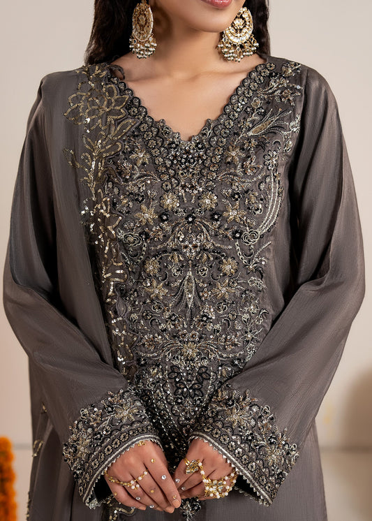 Pakistani Designer Heavy Embellished Sharara Gharara Online in KSA Riyadh Saudi Arabia Oman Bahrain Qatar