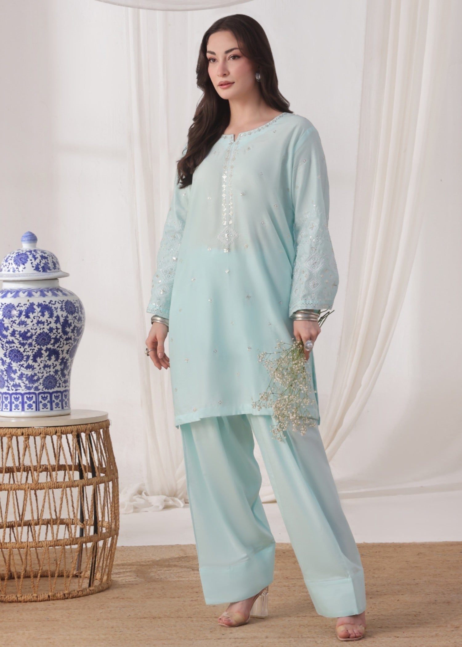 Pakistani Designer Ice Blue Lawn Kurta Set Online in KSA Riyadh Saudi Arabia Oman Bahrain Qatar