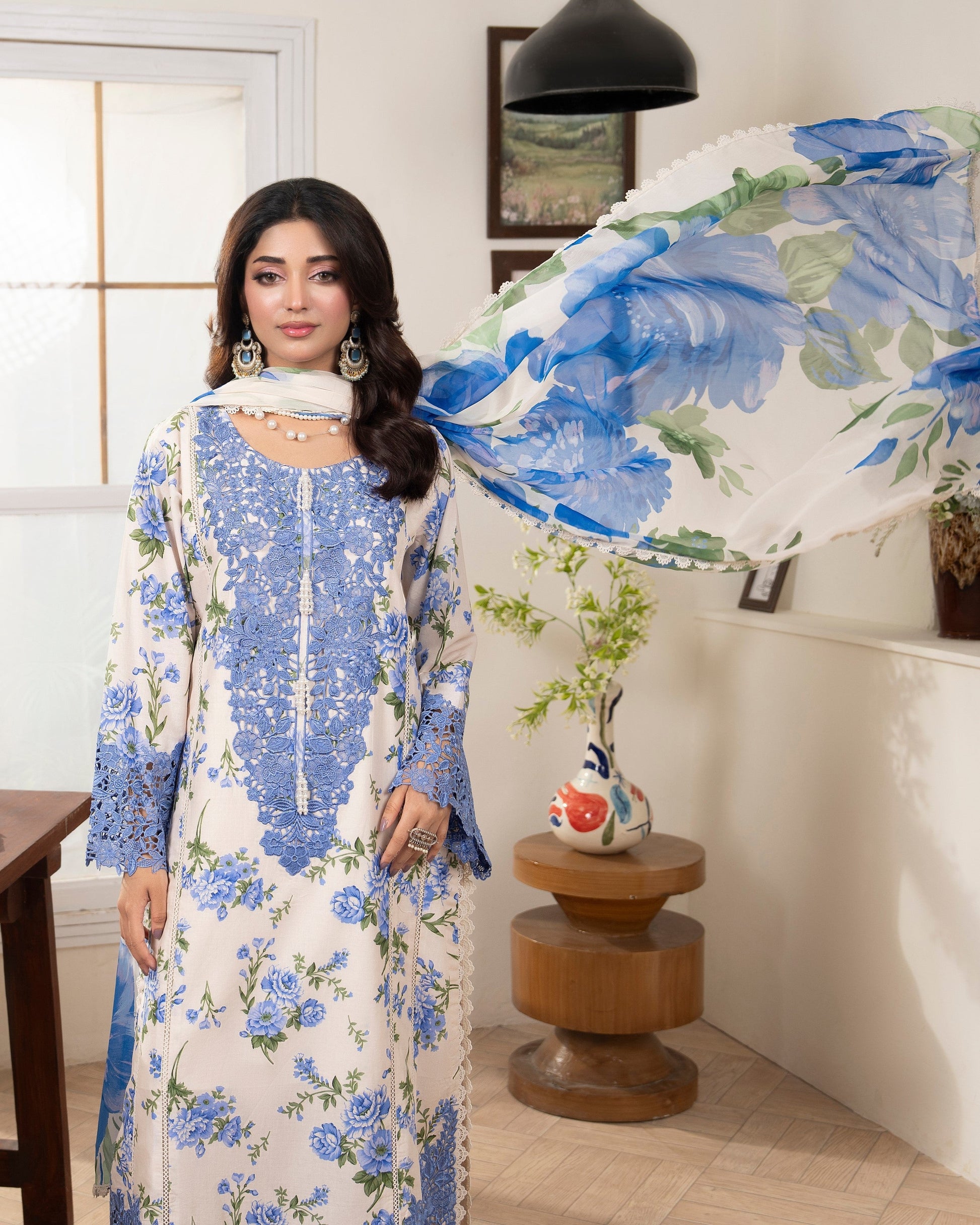 Pakistani Designer Ivory Lawn Salwar Kameez Online in KSA Riyadh Saudi Arabia Oman Bahrain Qatar