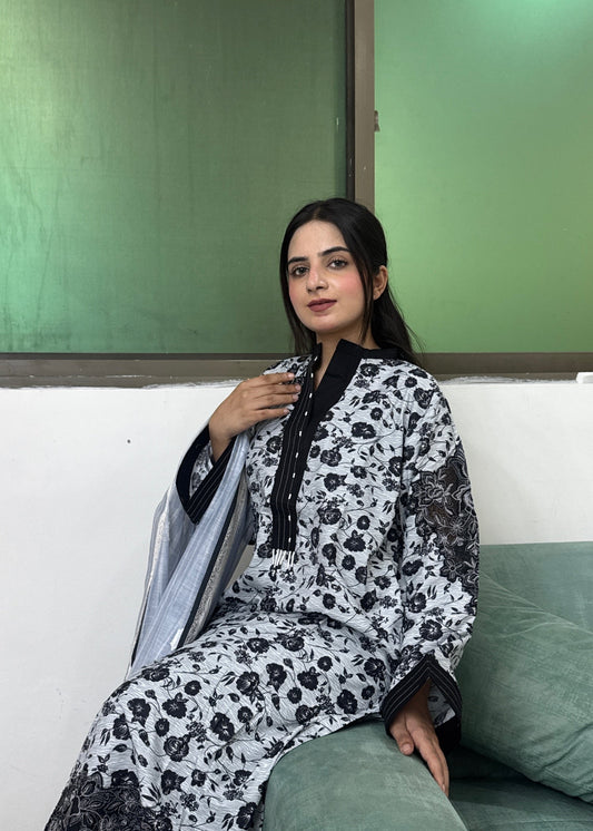Pakistani Designer Light Grey Silk Salwar Kameez Online in KSA Riyadh Saudi Arabia Oman Bahrain Qatar