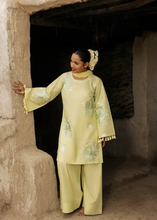 Pakistani Designer Light Yellow Lawn Suit with Chiffon Dupatta Online in KSA Riyadh Saudi Arabia Oman Bahrain Qatar