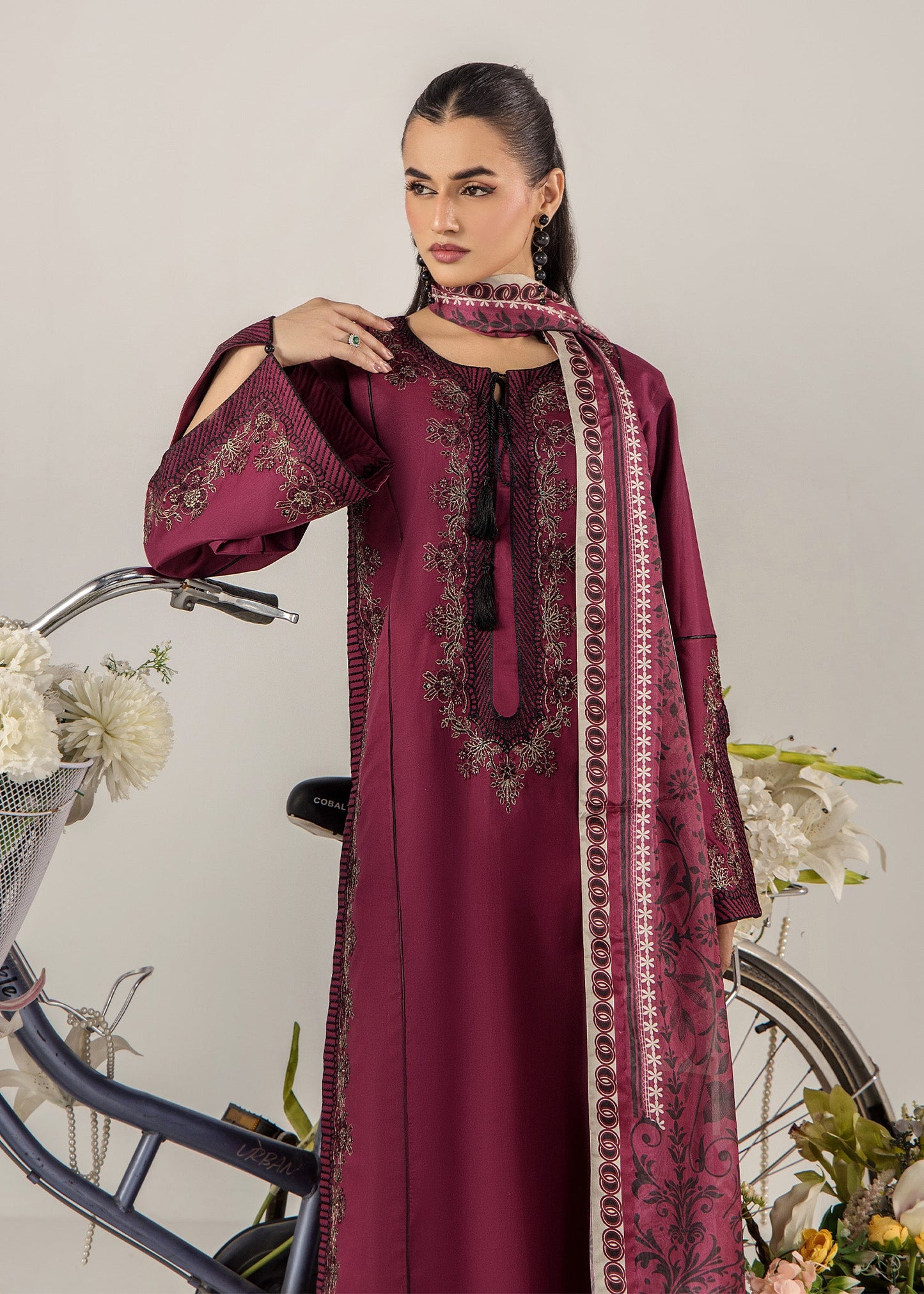 Pakistani Designer Maroon Lawn Salwar Kameez Online in KSA Riyadh Saudi Arabia Oman Bahrain Qatar