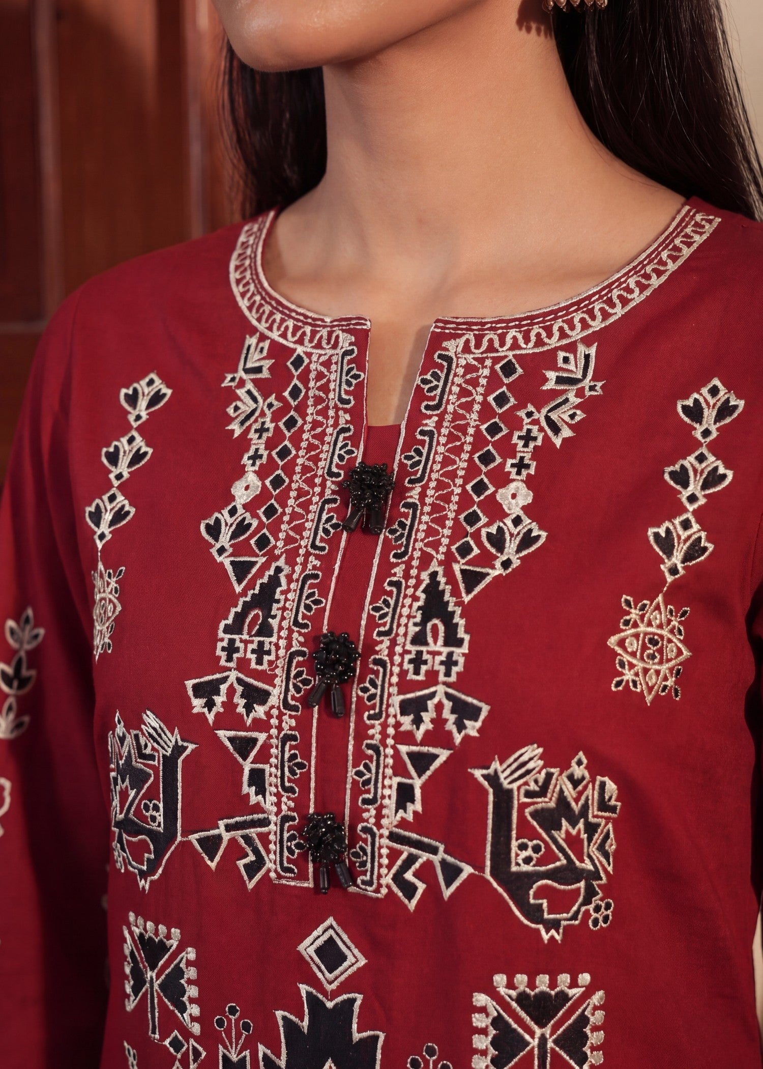 Pakistani Designer Maroon Lawn Salwar Kameez Online in KSA Riyadh Saudi Arabia Oman Bahrain Qatar