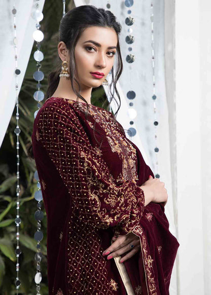 Pakistani Designer Maroon Velvet Salwar Kameez Online in KSA Riyadh Saudi Arabia Oman Bahrain Qatar