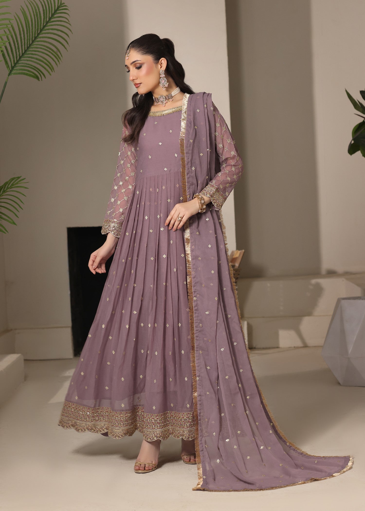 Pakistani Designer Mauve Embroidered Chiffon Salwar Kameez Online in KSA Riyadh Saudi Arabia Oman Bahrain Qatar