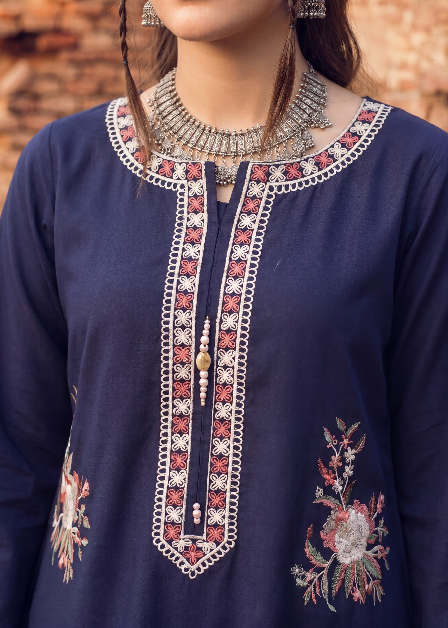Pakistani Designer Navy Blue Lawn Suit Online in KSA Riyadh Saudi Arabia Oman Bahrain Qatar