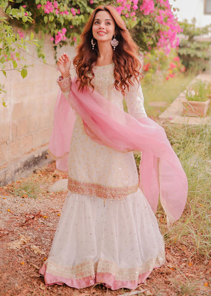 Pakistani Designer Off-White Chiffon Salwar Kameez Online in KSA Riyadh Saudi Arabia Oman Bahrain Qatar