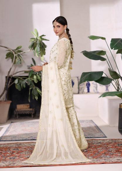 Pakistani Designer Off White Chiffon Salwar Kameez Online in KSA Riyadh Saudi Arabia Oman Bahrain Qatar