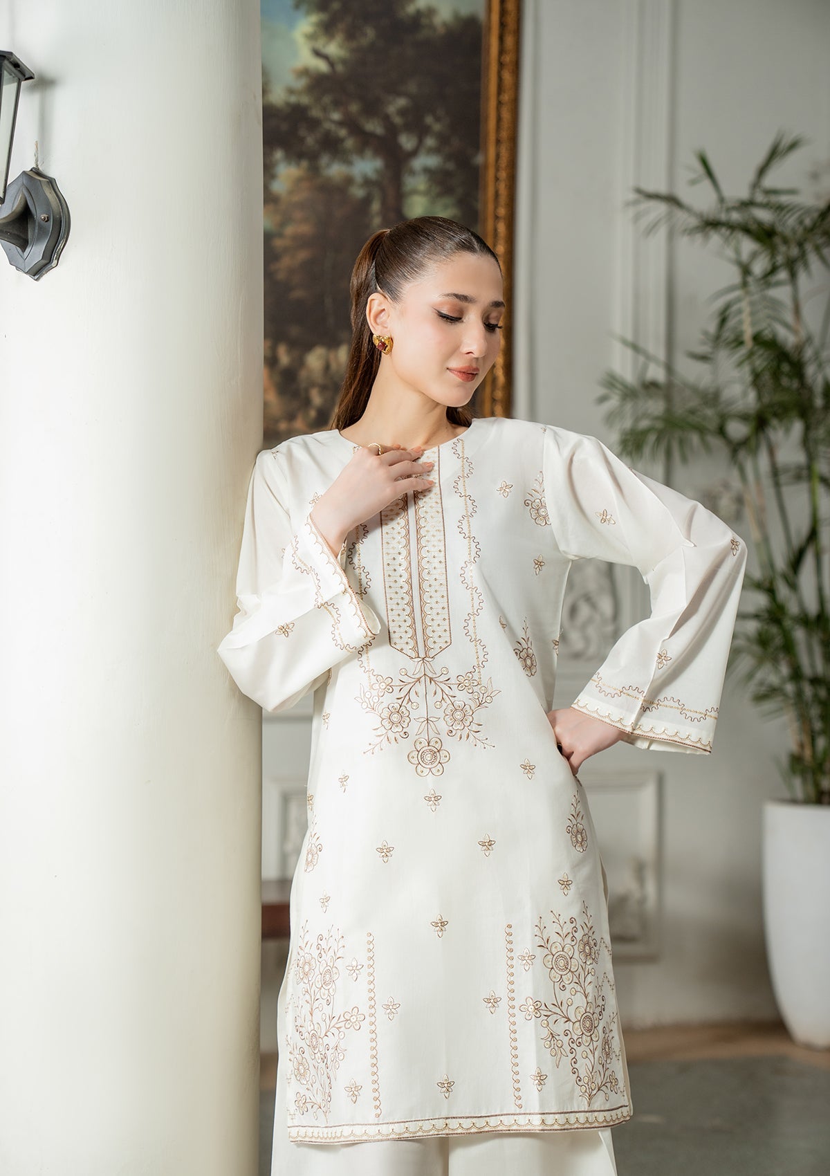 Pakistani Designer Off-White Cotton Salwar Kameez Online in KSA Riyadh Saudi Arabia Oman Bahrain Qatar