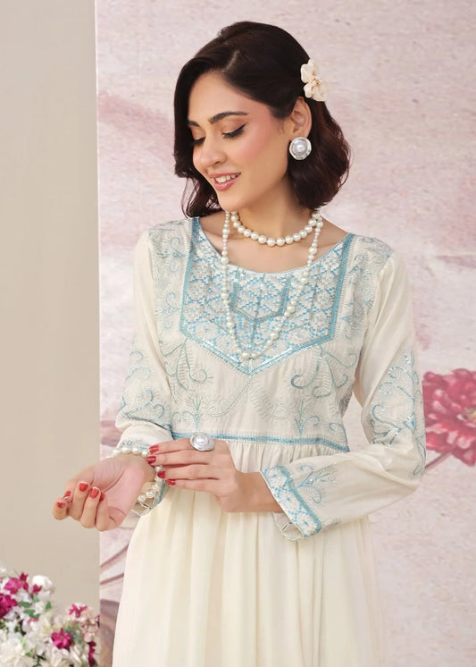 Pakistani Designer Off-White Lawn Suit Online in KSA Riyadh Saudi Arabia Oman Bahrain Qatar