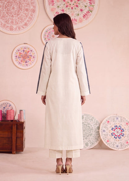 Pakistani Designer Off-White Lawn Suit Online in KSA Riyadh Saudi Arabia Oman Bahrain Qatar