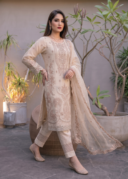 Pakistani Designer Off-White Organza Salwar Suit Online in KSA Riyadh Saudi Arabia Oman Bahrain Qatar