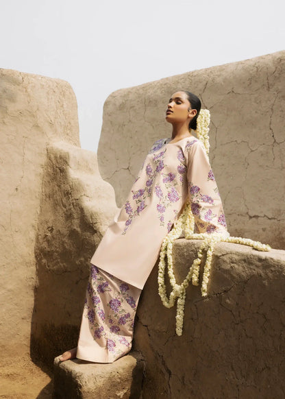Pakistani Designer Pale Pink Lawn Suit with Embroidery Online in KSA Riyadh Saudi Arabia Oman Bahrain Qatar