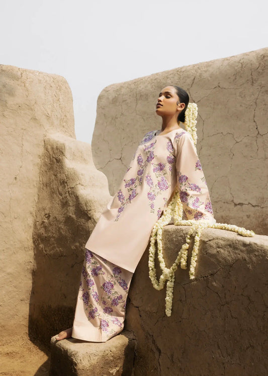 Pakistani Designer Pale Pink Lawn Suit with Embroidery Online in KSA Riyadh Saudi Arabia Oman Bahrain Qatar