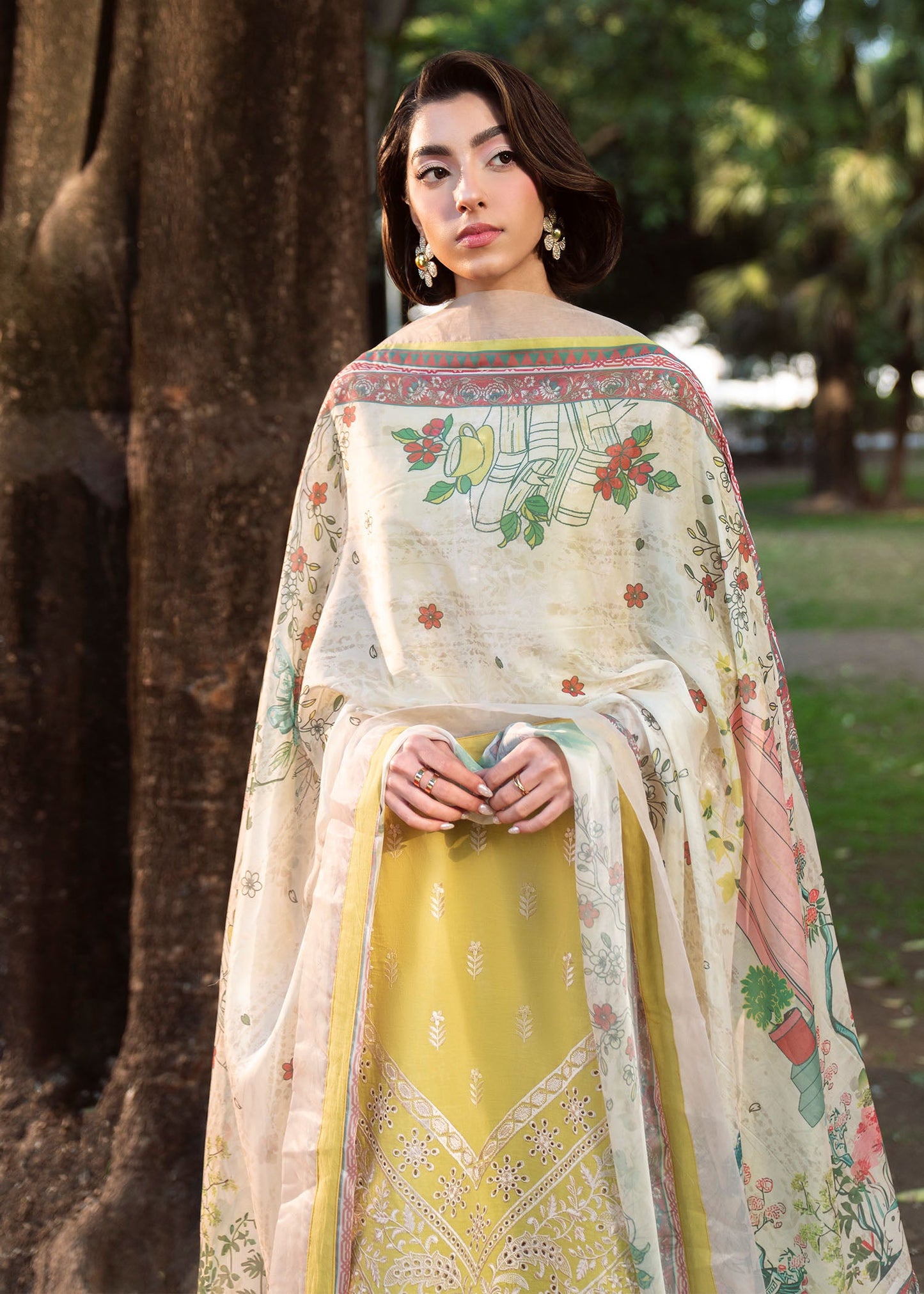 Pakistani Designer Pale Yellow Lawn Suit Online in KSA Riyadh Saudi Arabia Oman Bahrain Qatar