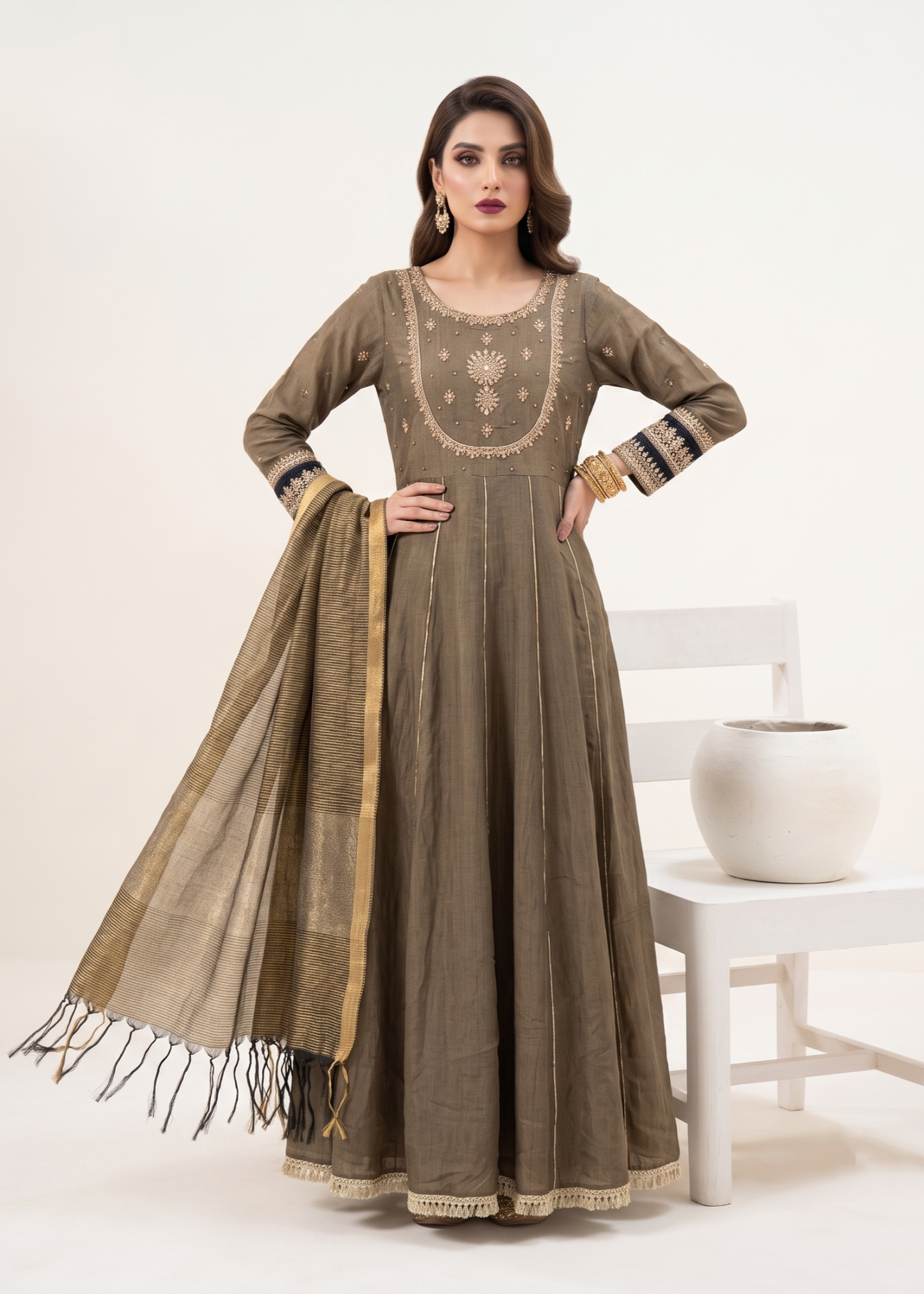 Pakistani Designer Paper Lawn Flared Suit Online in KSA Riyadh Saudi Arabia Oman Bahrain Qatar