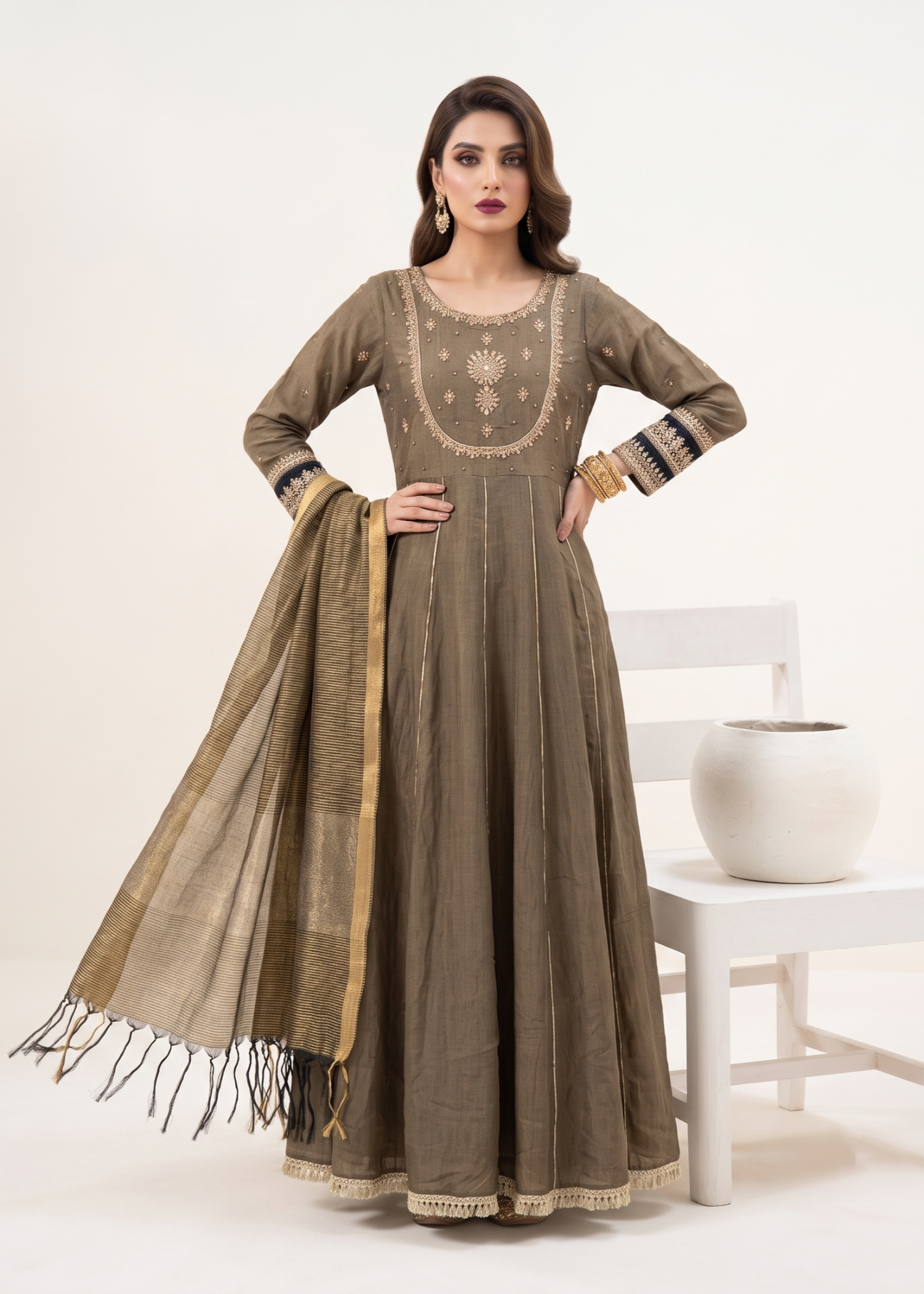 Pakistani Designer Paper Lawn Flared Suit Online in KSA Riyadh Saudi Arabia Oman Bahrain Qatar