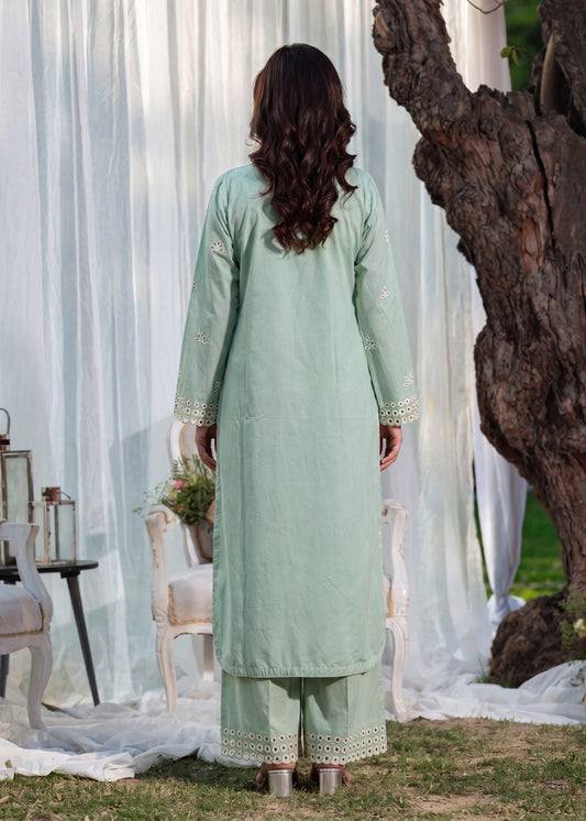 Pakistani Designer Pastel Green Lawn Suit Online in KSA Riyadh Saudi Arabia Oman Bahrain Qatar