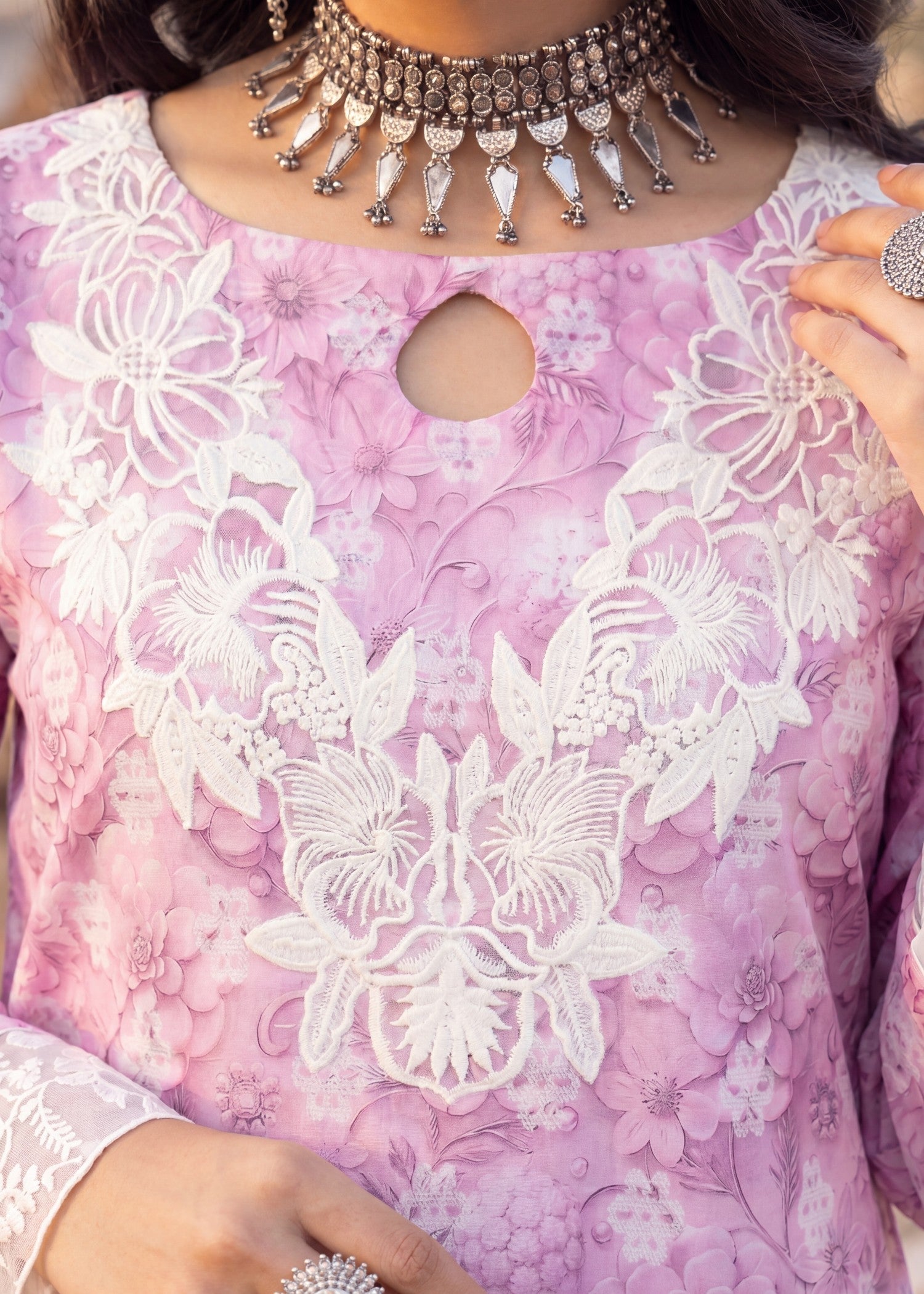 Pakistani Designer Pastel Pink Embroidered Suit Online in KSA Riyadh Saudi Arabia Oman Bahrain Qatar