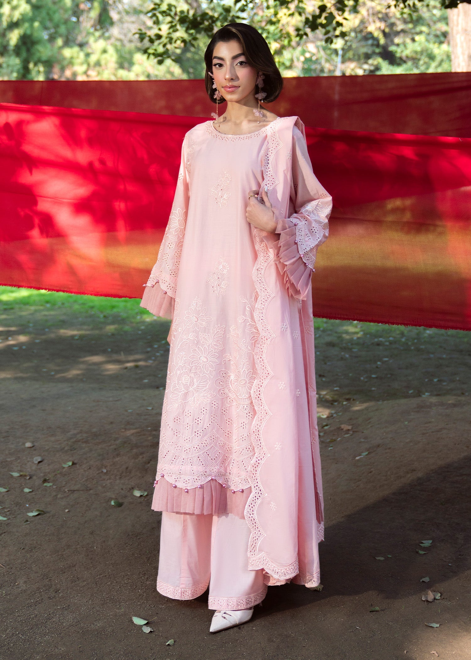 Pakistani Designer Pastel Pink Lawn Salwar Kameez Online in KSA Riyadh Saudi Arabia Oman Bahrain Qatar