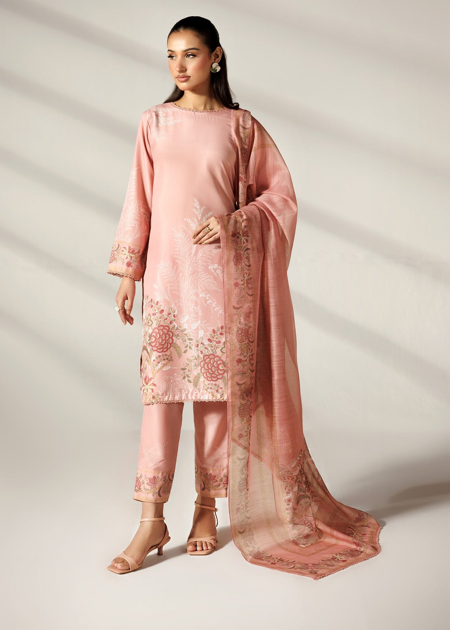 Pakistani Designer Peach Lawn Salwar Kameez Online in KSA Riyadh Saudi Arabia Oman Bahrain Qatar