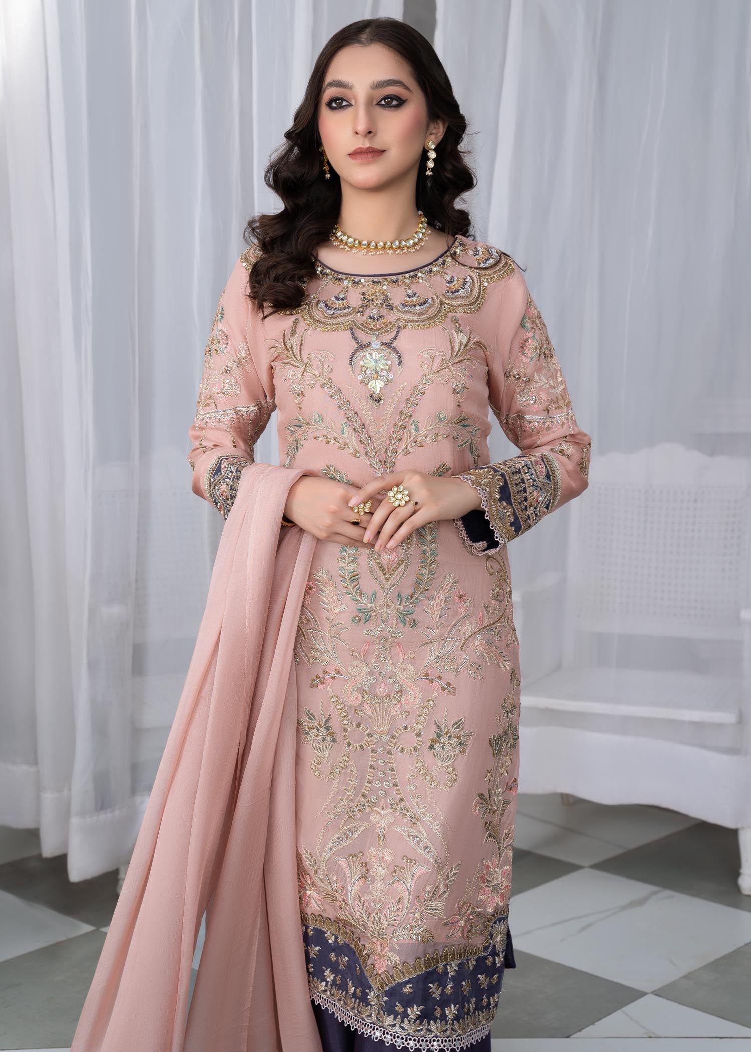 Pakistani Designer Peach Sharara Gharara Online in KSA Riyadh Saudi Arabia Oman Bahrain Qatar