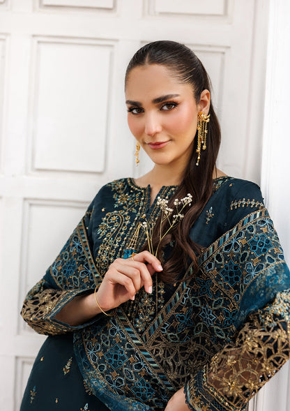 Pakistani Designer Pine Green Organza Salwar Kameez Online in KSA Riyadh Saudi Arabia Oman Bahrain Qatar