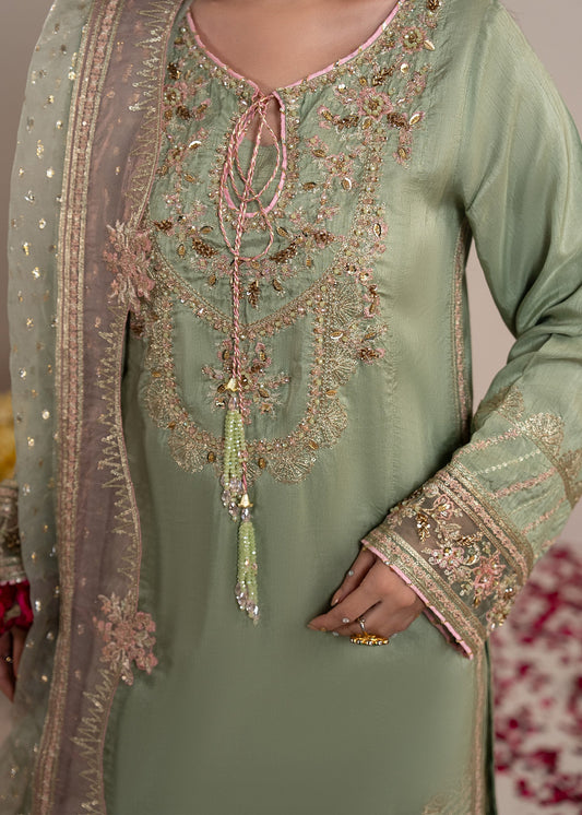 Pakistani Designer Pistachio Green Farshi Suit Online in KSA Riyadh Saudi Arabia Oman Bahrain Qatar