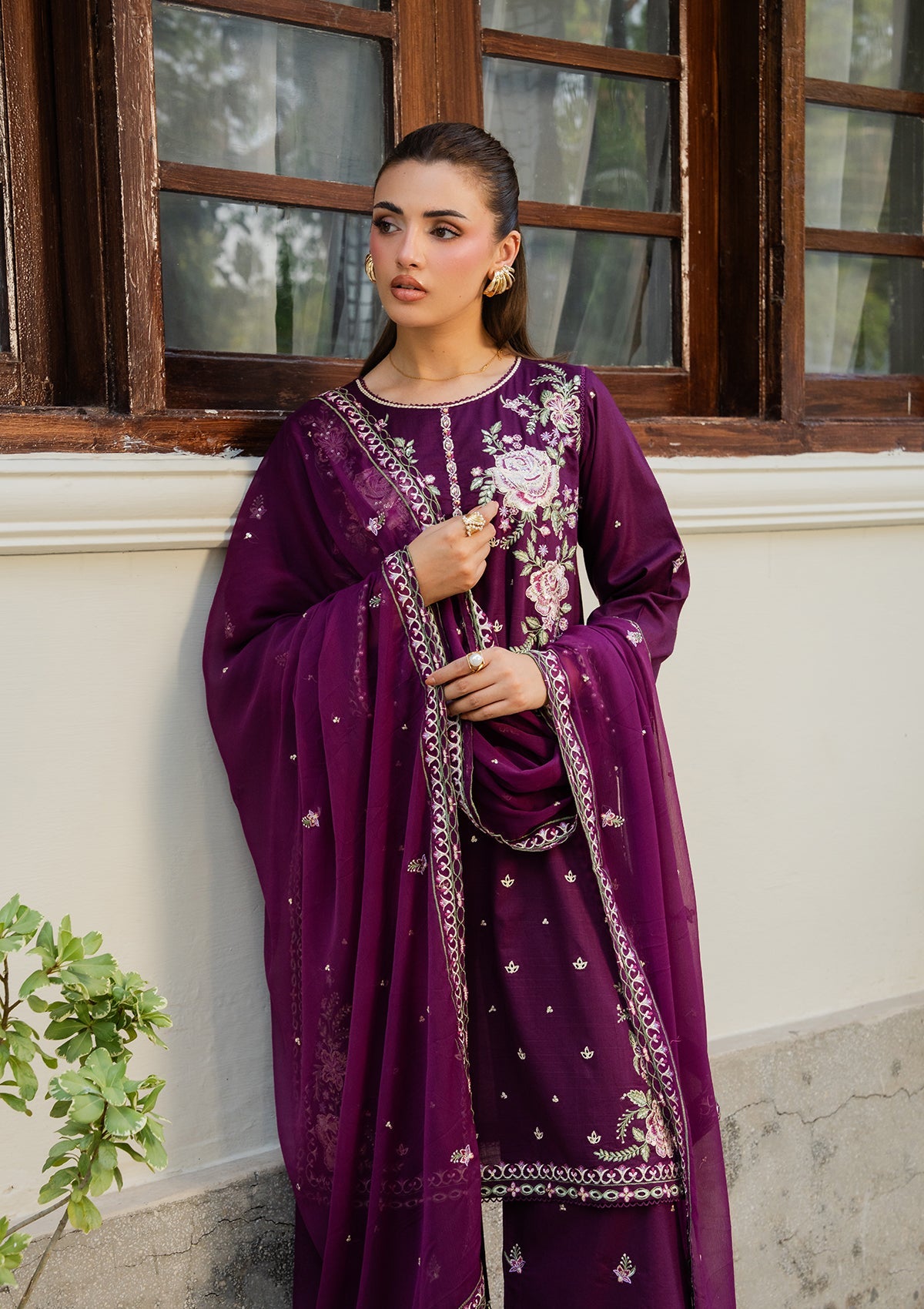 Pakistani Designer Purple Lawn Salwar Kameez Online in KSA Riyadh Saudi Arabia Oman Bahrain Qatar