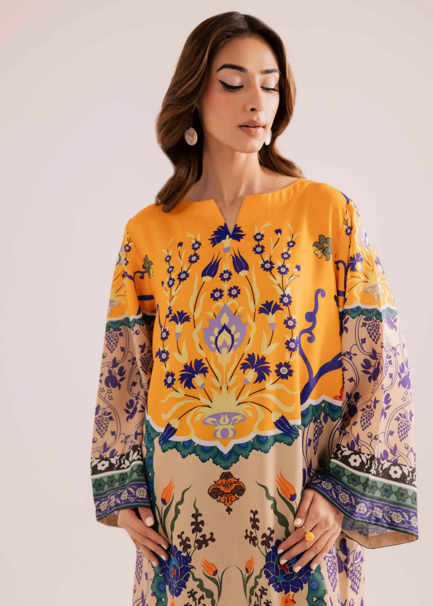 Pakistani Designer Raw Silk Kaftan for Women Online in KSA Riyadh Saudi Arabia Oman Bahrain Qatar
