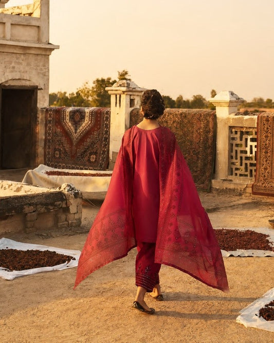 Pakistani Designer Red Embroidered Suit Online in KSA Riyadh Saudi Arabia Oman Bahrain Qatar
