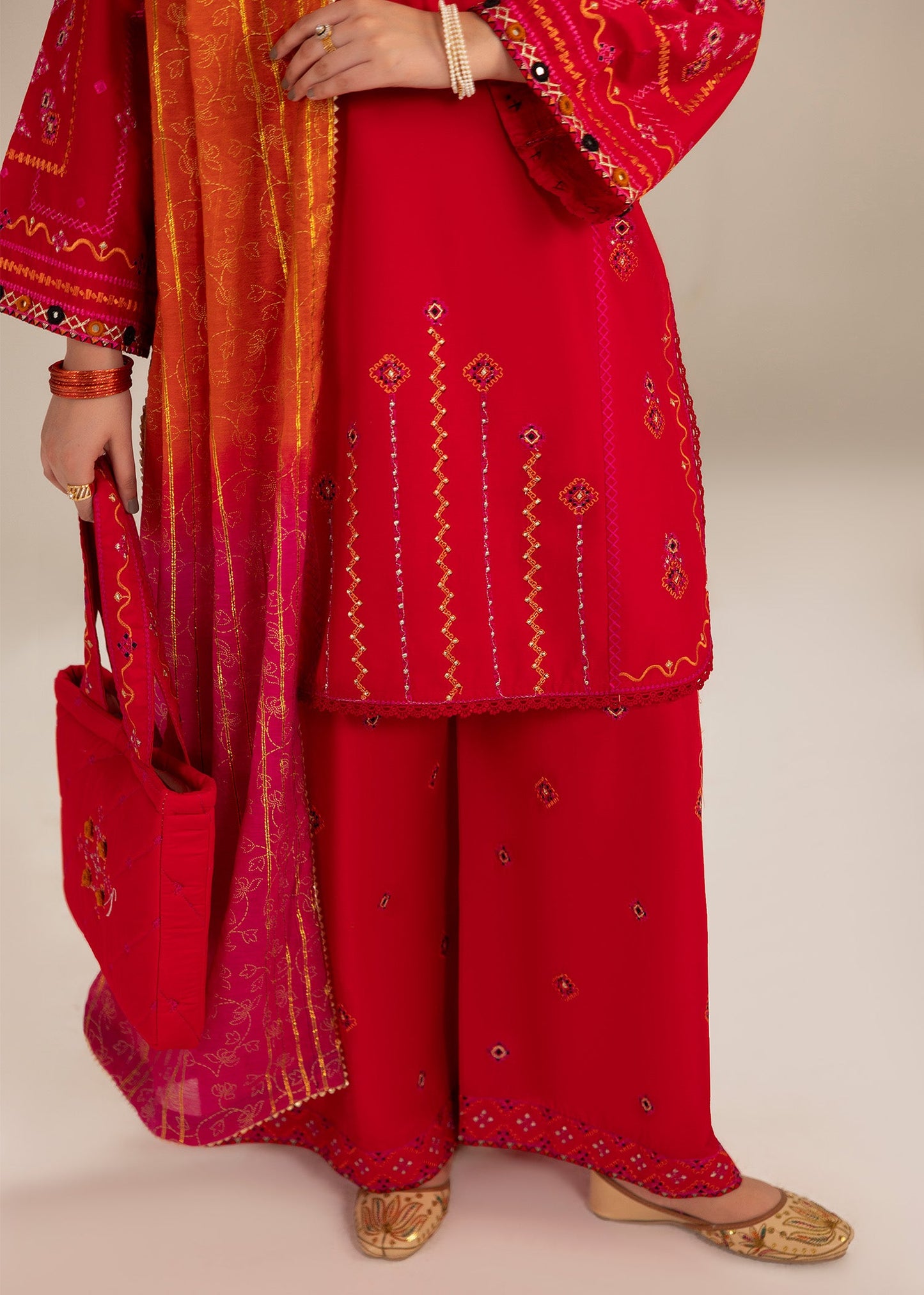 Pakistani Designer Red Zari Cotton Farshi Suit Online in KSA Riyadh Saudi Arabia Oman Bahrain Qatar