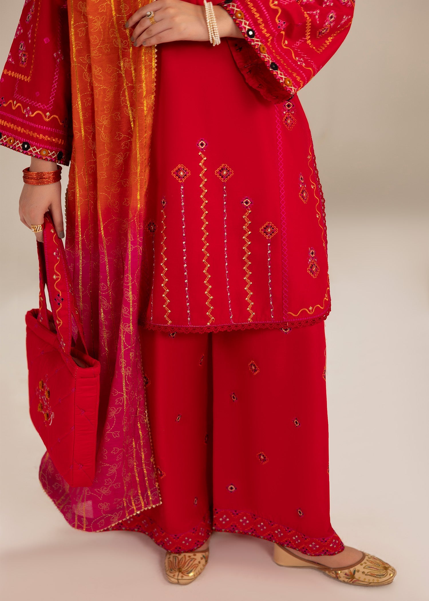 Pakistani Designer Red Zari Cotton Farshi Suit Online in KSA Riyadh Saudi Arabia Oman Bahrain Qatar