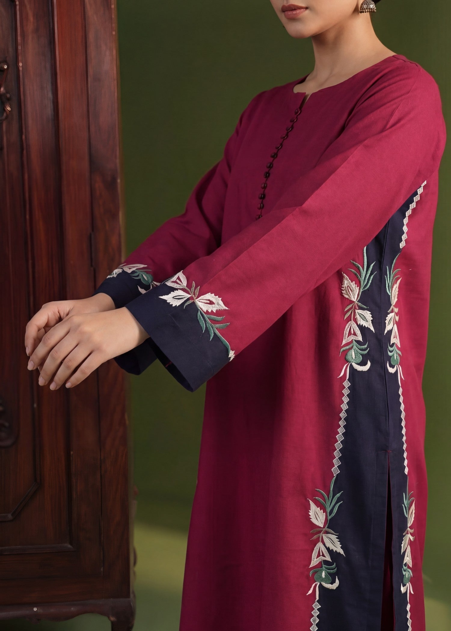 Pakistani Designer Rose Red Embroidered Lawn Suit Online in KSA Riyadh Saudi Arabia Oman Bahrain Qatar