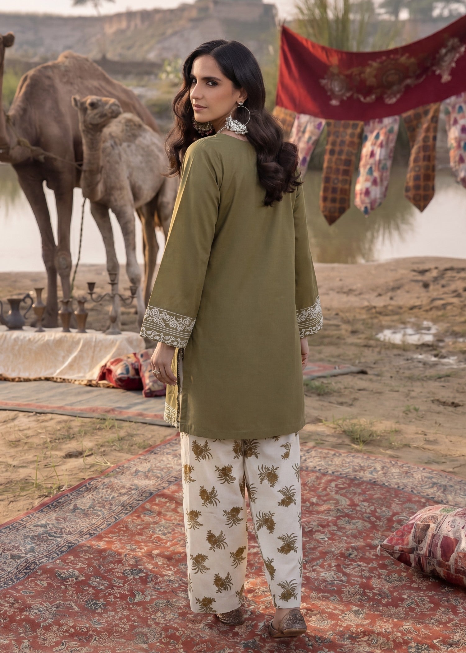 Pakistani Designer Sage Green Lawn Suit Online in KSA Riyadh Saudi Arabia Oman Bahrain Qatar