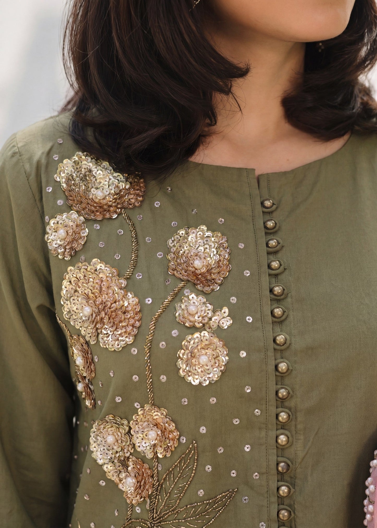 Pakistani Designer Sage Green Lawn Suit Online in KSA Riyadh Saudi Arabia Oman Bahrain Qatar