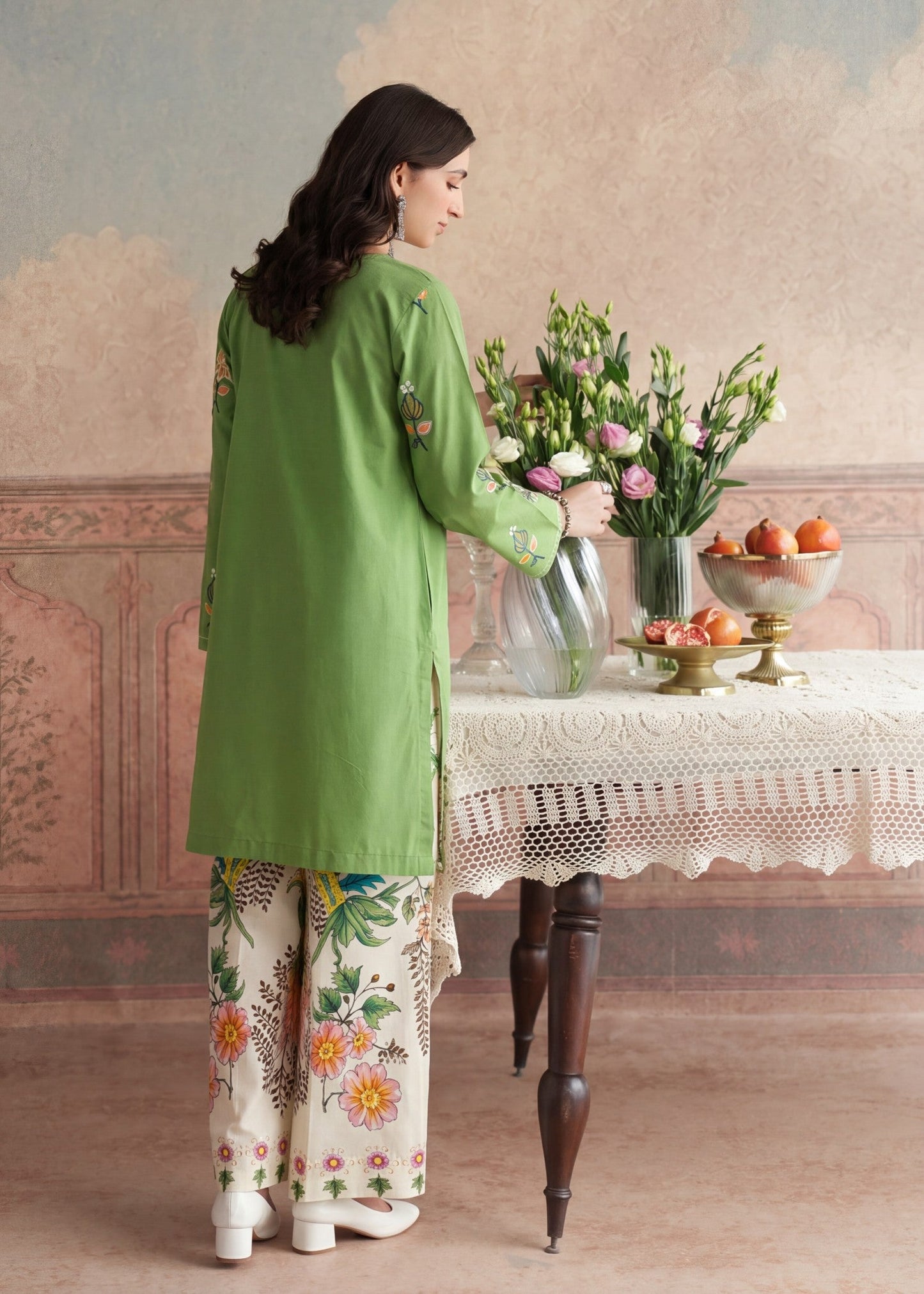 Pakistani Designer Sea Green Lawn Suit Online in KSA Riyadh Saudi Arabia Oman Bahrain Qatar