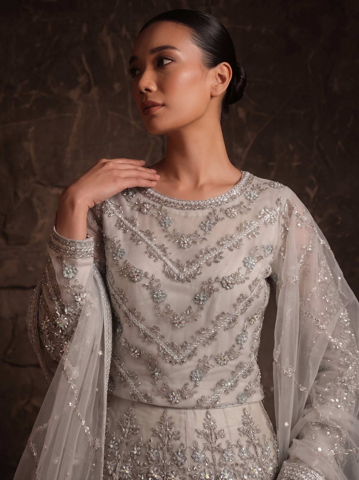 Pakistani Designer Silver Organza Lehenga Online in KSA Riyadh Saudi Arabia Oman Bahrain Qatar