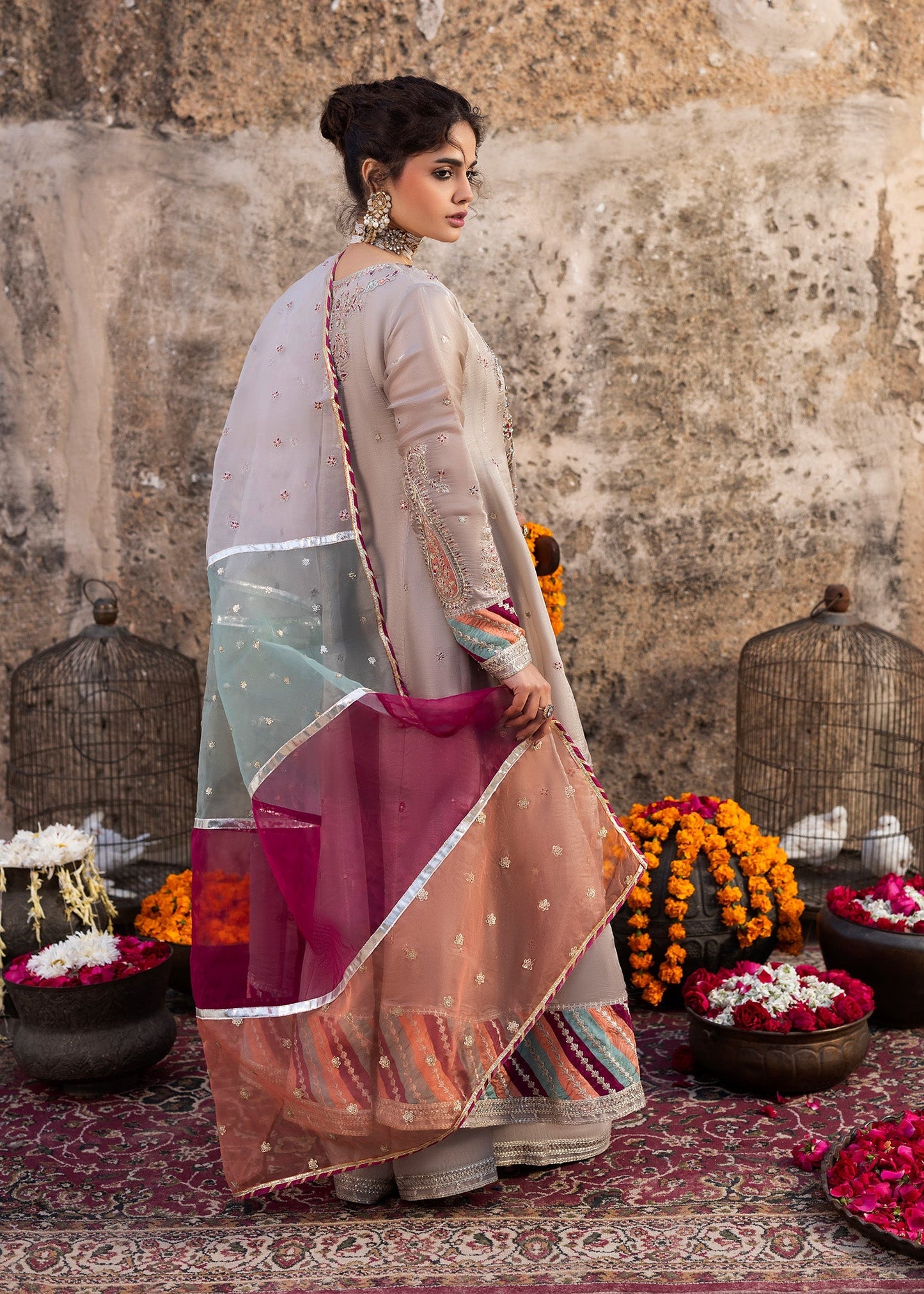 Pakistani Designer Silver Silk Wedding Suit Online in KSA Riyadh Saudi Arabia Oman Bahrain Qatar