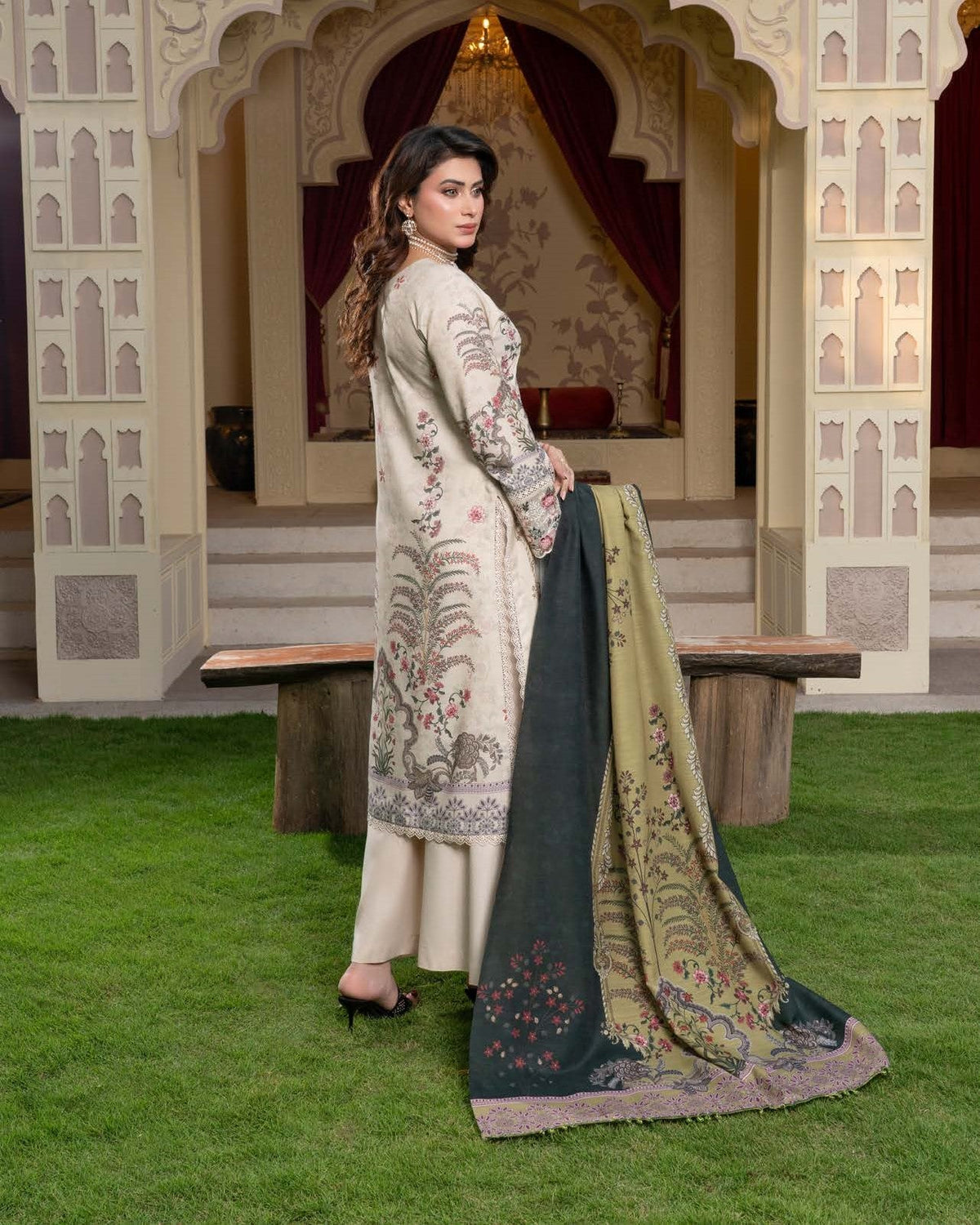 Pakistani Designer Skin Dhanak Salwar Kameez with Plazo Online in KSA Riyadh Saudi Arabia Oman Bahrain Qatar