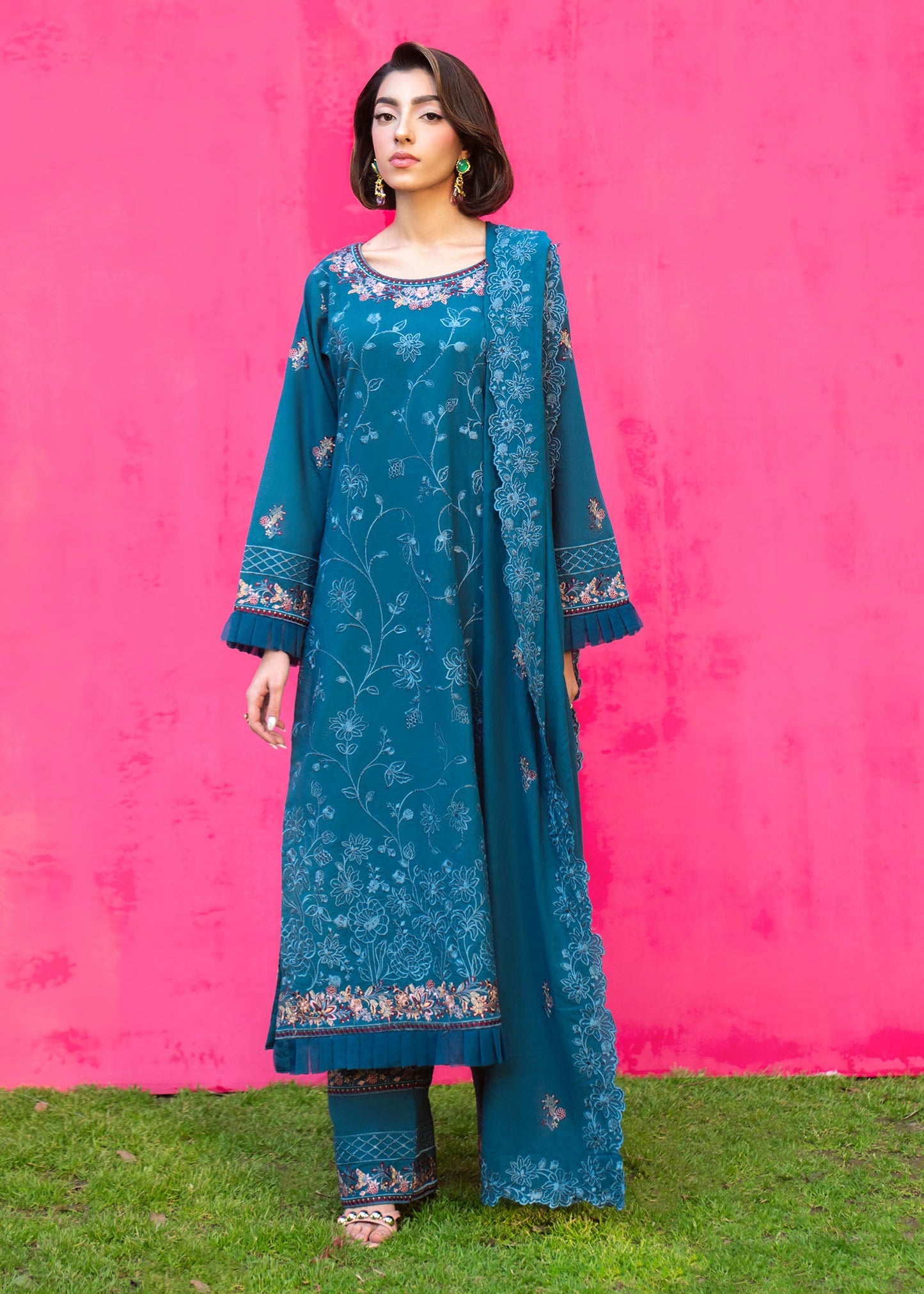 Pakistani Designer Steel Blue Floral Lawn Salwar Kameez Online in KSA Riyadh Saudi Arabia Oman Bahrain Qatar