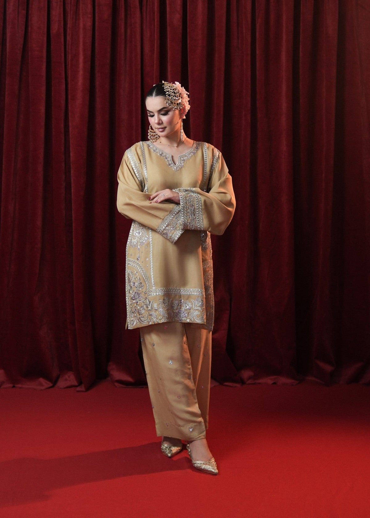 Pakistani Designer Straw Raw Silk Salwar Kameez Online in KSA Riyadh Saudi Arabia Oman Bahrain Qatar