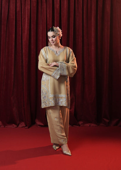 Pakistani Designer Straw Raw Silk Salwar Kameez Online in KSA Riyadh Saudi Arabia Oman Bahrain Qatar