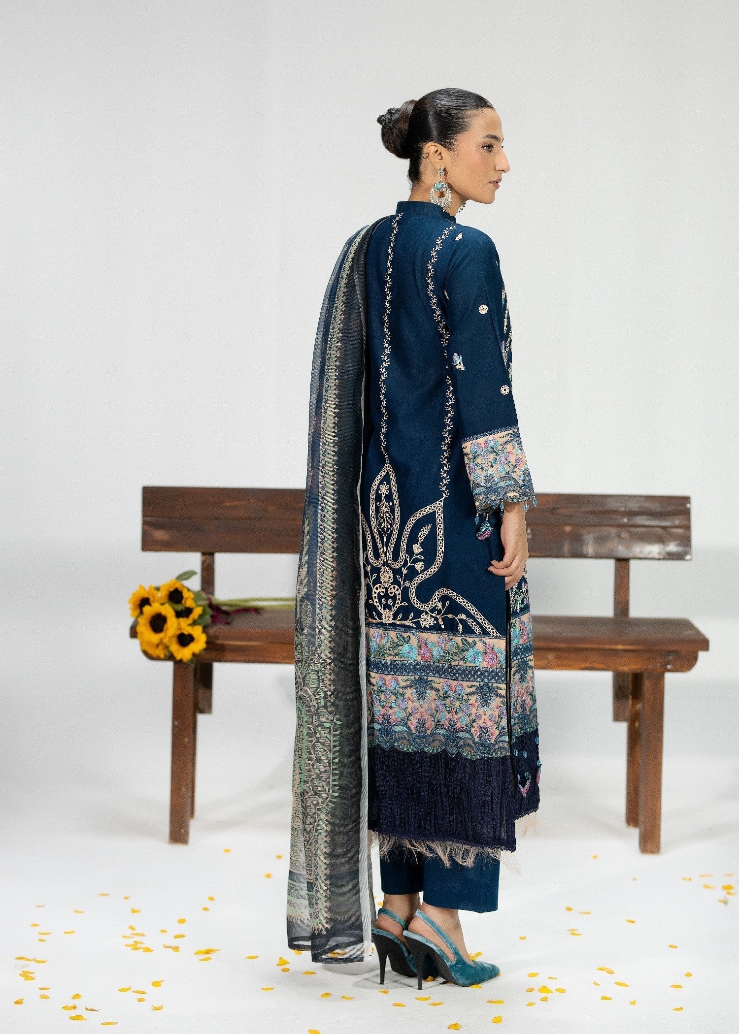 Pakistani Designer Teal Cotton Salwar Kameez Online in KSA Riyadh Saudi Arabia Oman Bahrain Qatar