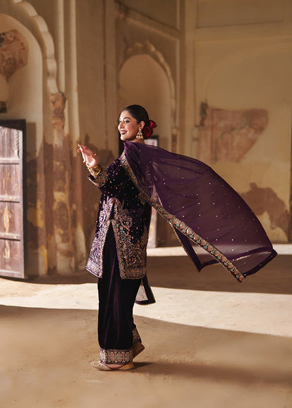 Pakistani Designer Velvet Embroidered Salwar Kameez Online in KSA Riyadh Saudi Arabia Oman Bahrain Qatar