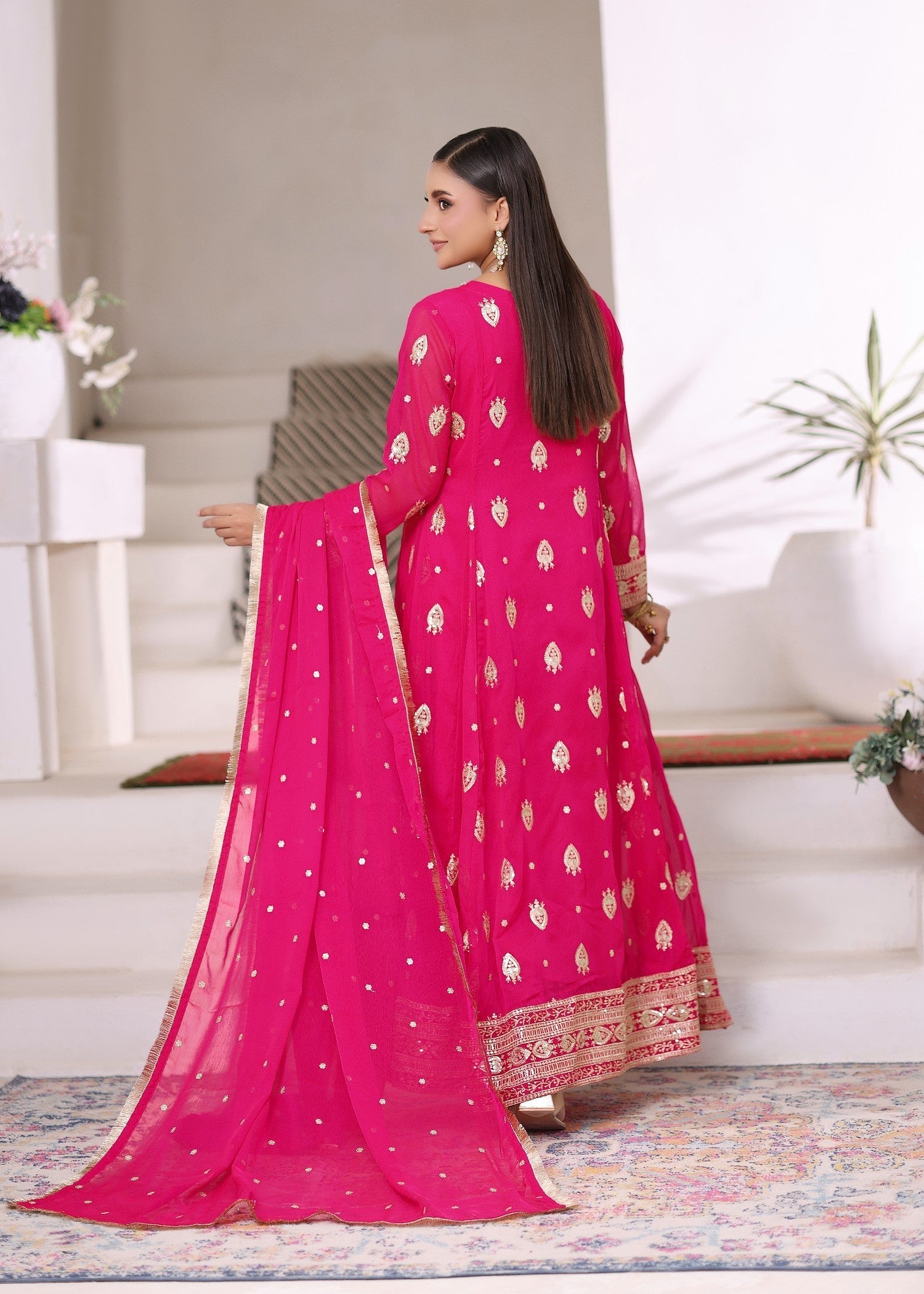 Pakistani Designer Vivid Pink Chiffon Pishwas Salwar Kameez Online in KSA Riyadh Saudi Arabia Oman Bahrain Qatar