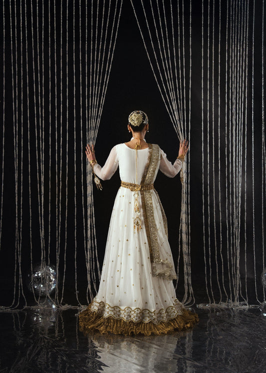 Pakistani Designer White Chiffon Salwar Kameez Online in KSA Riyadh Saudi Arabia Oman Bahrain Qatar