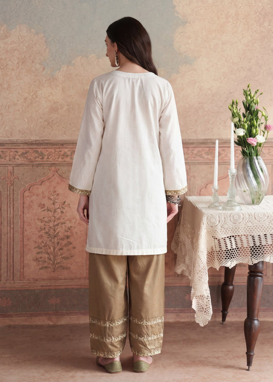 Pakistani Designer White Lawn Kurta Pajama Online in KSA Riyadh Saudi Arabia Oman Bahrain Qatar